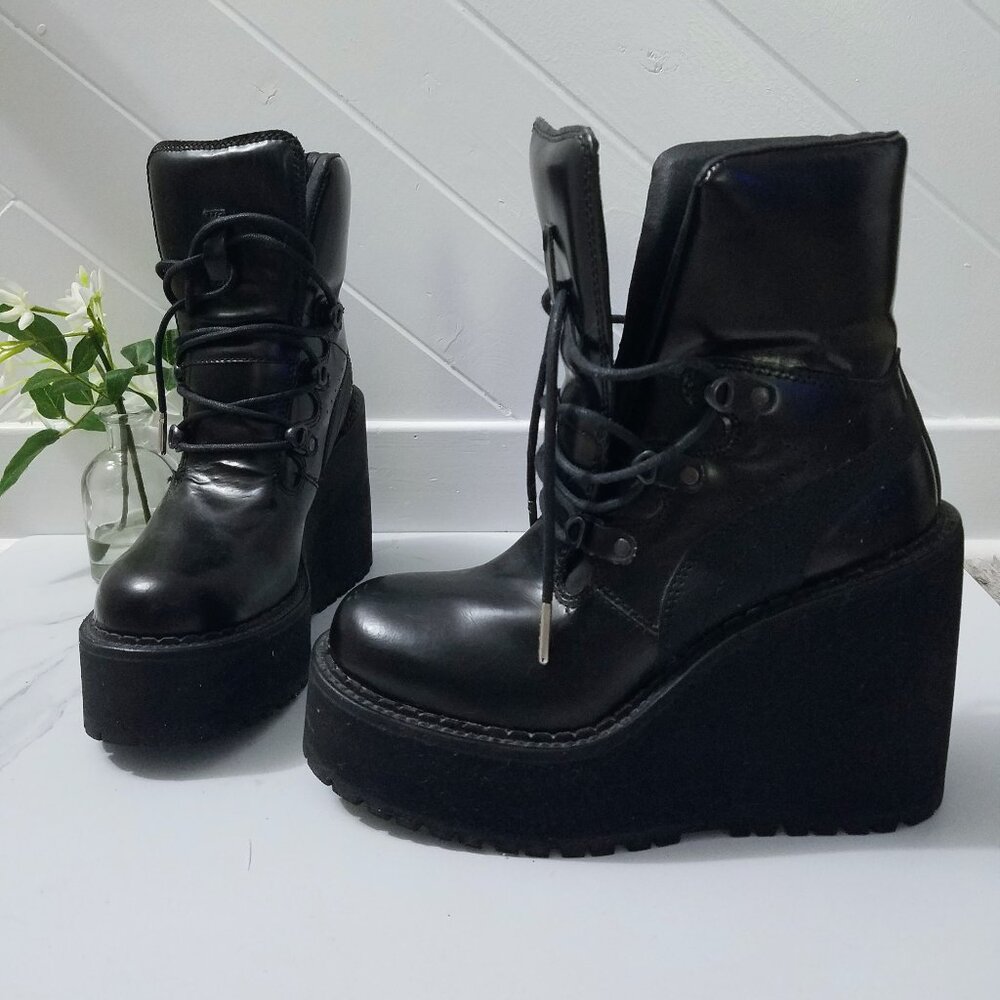 Fenty x Puma by Rihanna Platform Combat Boot - Picture 3 of 7